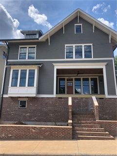 2434 Marshall Place