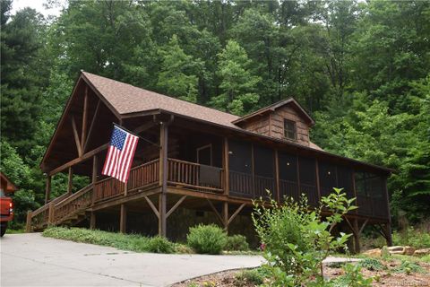 629 Wildflower Way sold home in The Views At Woodland Hills, Marion, NC