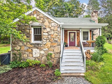 8 Beech Spring Drive sold home in Reems Creek, Weaverville, NC