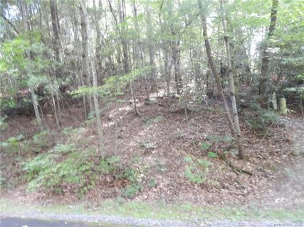 401 Greenstone Lane sold home in Mills Pointe, Mills River, NC