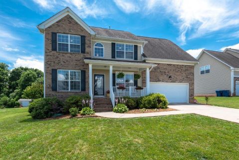5023 Orchard Park Drive sold home in Abernethy Park, Hickory, NC