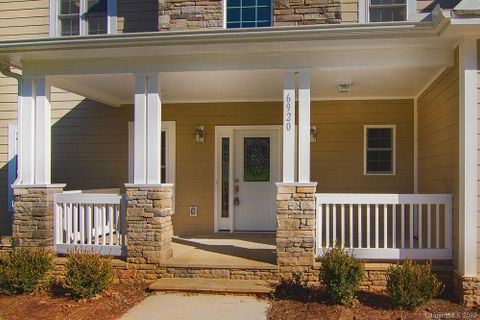 6920 Albaneen Court