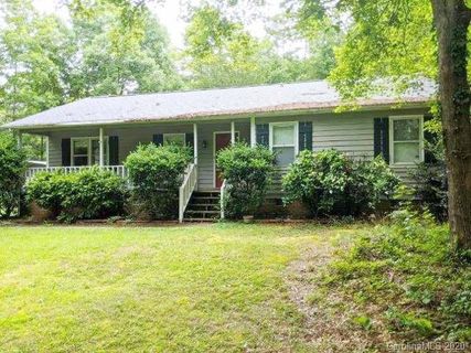 5809 Lindenwood Drive