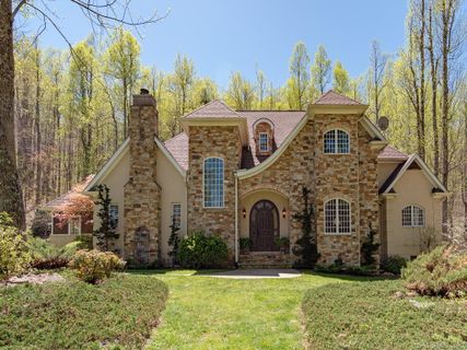 325 Solomon Circle