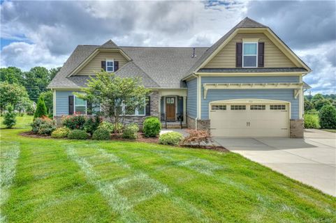 152 Farm Knoll Way