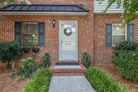 1527 South Point Road 11