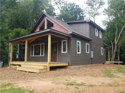 96 Anthony Street sold home in Chestnut Park, Waynesville, NC