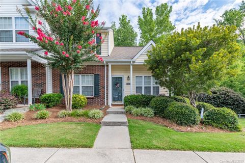 7127 Bidford Court