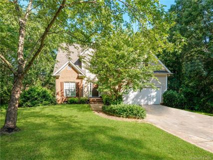 1228 Hawthorne Drive