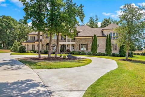 929 Giacomo Drive