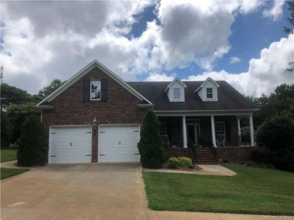 1338 Moonshadow Lane