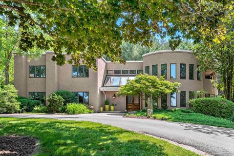 7 Blackberry Lane sold home in Carter Cove, Asheville, NC