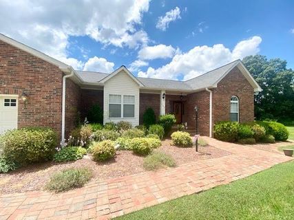 282 Heritage Circle sold home in Heritage Woods, Taylorsville, NC