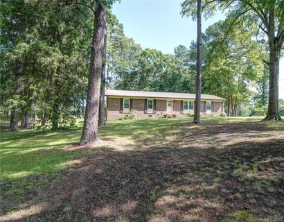 489 Acorn Acres Road