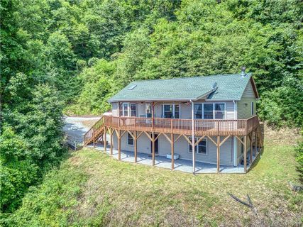 1454 Setzer Cove Road sold home in Valley Vista, Maggie Valley, NC