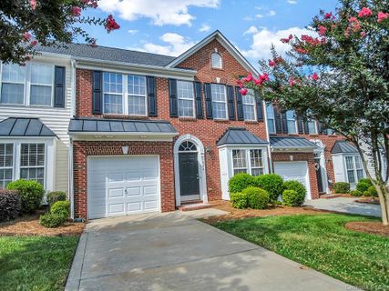 1824 Lookout Lane