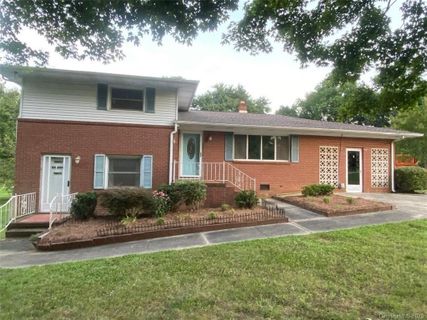137 Greenview Drive