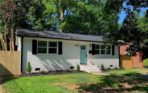 1800 Finchley Drive