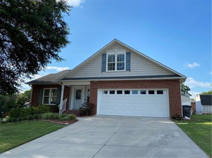 Previously sold for $275,000
