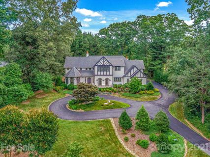 6 Fairway Place