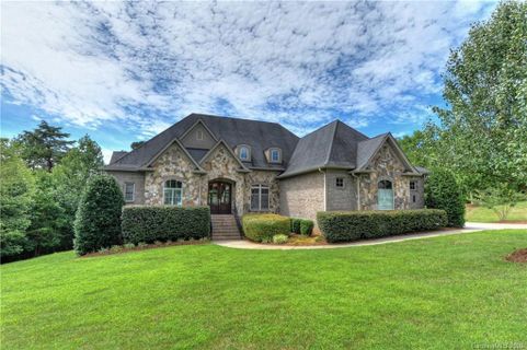 547 Highland Ridge Point
