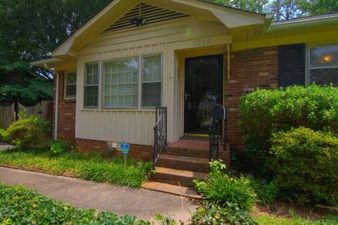 2225 Briargrove Drive