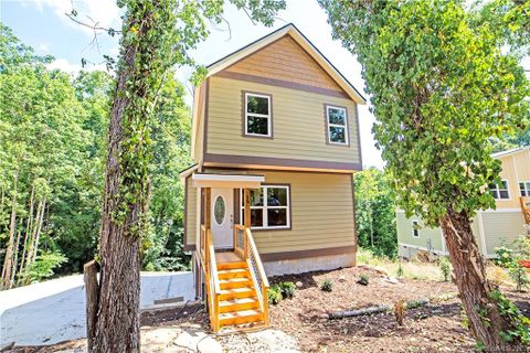 16 Crestwood Lane