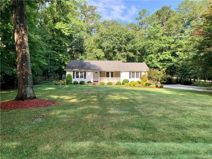 5900 Lindenwood Drive