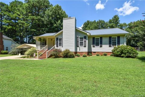 1304 Armstrong Ford Road