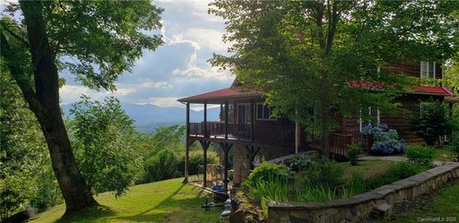715 Sunset Mountain Road sold home in Sunset Mountain, Bakersville, NC