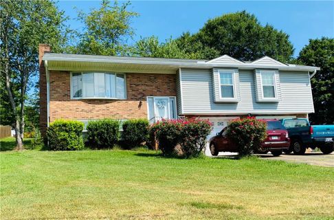2043 Wallace Dairy Road sold home in Olde Well South, Hickory, NC