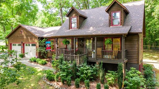 103 Horse Shoe Lane