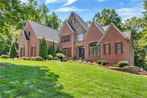 127 Evening Shadow Road sold home in SUNSET RIDGE, Lake Wylie, SC
