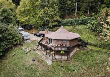 1496 Apple Creek Road