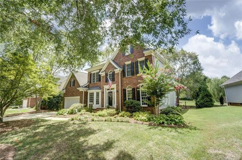 12420 Landing Green Drive