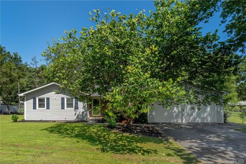 307 Melissa Way 17 sold home in Rugby Meadows, Hendersonville, NC