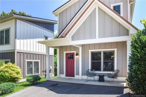 6 Grinnell Street sold home in West End Village, Asheville, NC