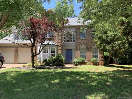15417 Great Glen Lane