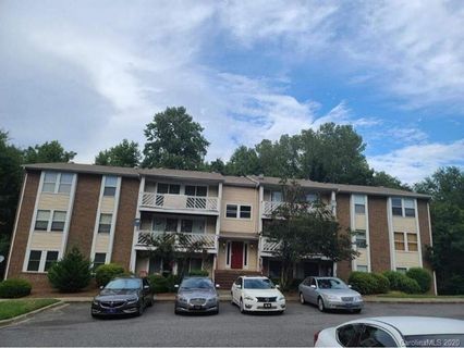 9626 Old Gate Drive sold home in Pheasant Knoll, Matthews, NC