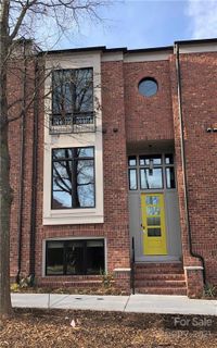 420 E 33rd Street Unit 31
