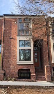 416 E 33rd Street Unit 32