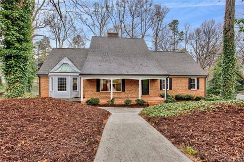 1619 Thorncliff Street sold home in Buena Vista, Winston Salem, NC