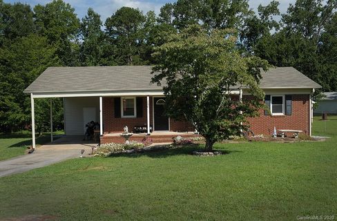 260 Cherokee Lane sold home in Pine Valley, Salisbury, NC