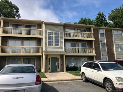 1614 Arlyn Circle