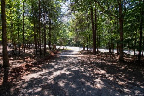 5 Mckendree Road sold home in Pine Knoll Pointe, Mooresville, NC