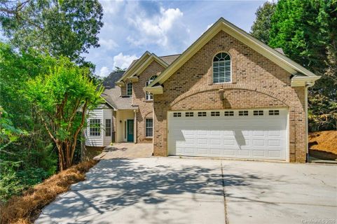 11032 Cattail Bluff Drive