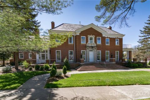 1 Sunset Parkway