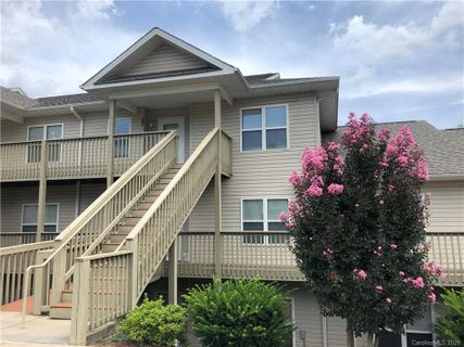 316 Carrington Place Place sold home in Carrington Place Condos, Arden, NC