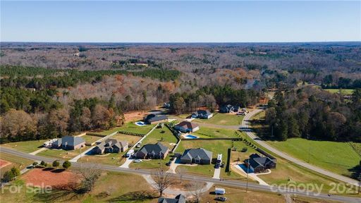 Lot 10 Wingate Hill Road sold home in Wingate Hills, Denver, NC