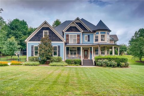 1525 Calvin Hal Lane